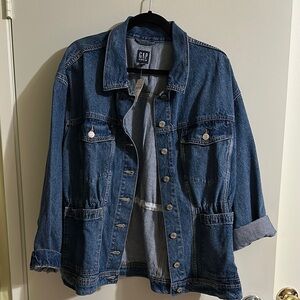 GAP Blue Jean Jacket Relaxed Fit Timeless Design